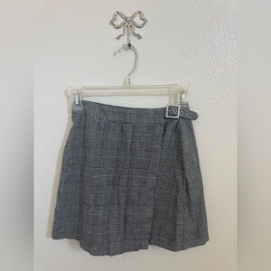 Brandy Melville black and white plaid schoolgirl ski skirt with buckle